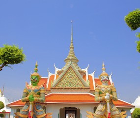 Fototapeta premium Giant statue carrying a blackjack in Thailand.