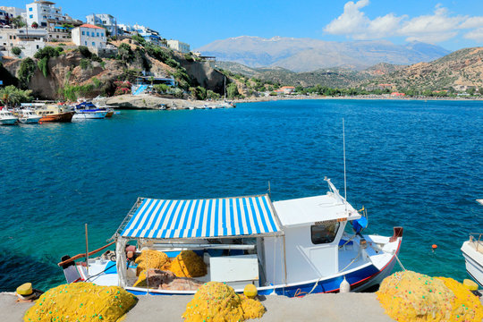 Bateaux de pêche port d'Agia Galini en Crète