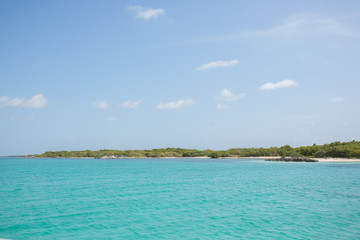 Caribbean Island blue turquoise ocean water utopia paradise vacation travel mexico isla mujeres