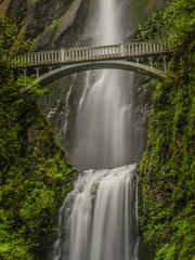 Multnomah falls with historic bridge