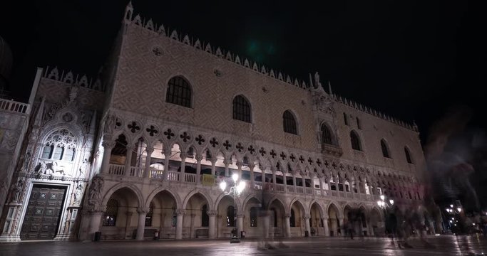 Timelapse of Palazzo Ducale at night