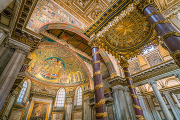 Fototapeta na wymiar Basilica of Santa Maria Maggiore in Rome, Italy.