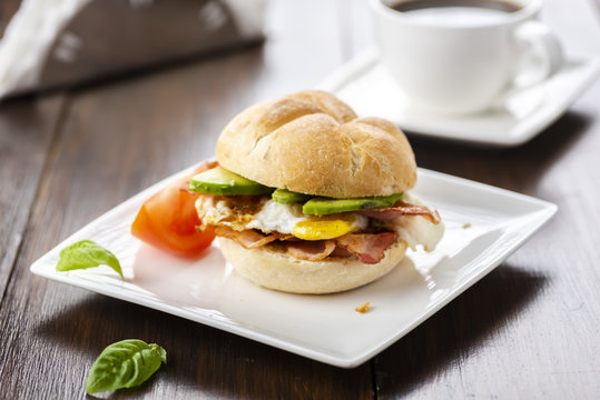 sandwich with bacon, egg and avocado