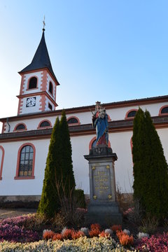 Pfarrkirche St. Peter und Paul in Eichenzell Landkreis Fulda 