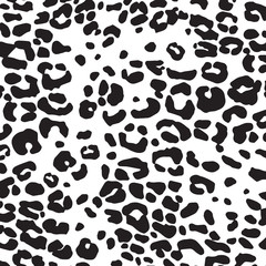 Trendy Leopard or cheetah skin seamless pattern, animal fur. Fabric design, wrapping paper, textile.
