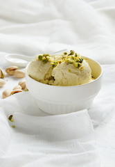 pistachio ice cream homemade