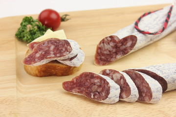 カット肉