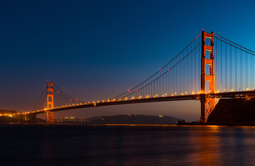Fototapeta na wymiar San Francisco Golden Gate Bridge at Dawn