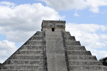 Fototapeta na wymiar Chichén Itza, von der UNESCO wurden die Maya-Ruinen von Chichén Itzá 1988 zum Weltkulturerbe erklärt, Chichén Itzá, Yucatán, Mexiko, Mittelamerika