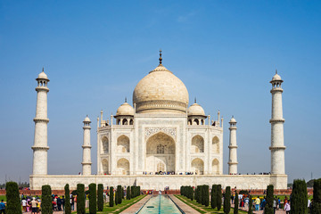 Fototapeta na wymiar front elevation of Taj mahal