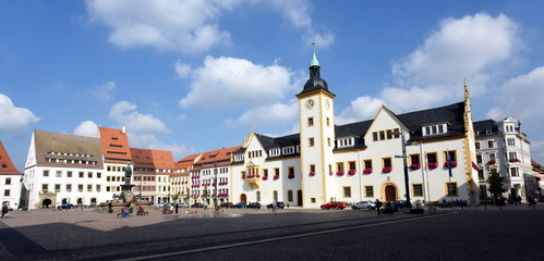 Fototapeta na wymiar Freiberg, Obermarkt fmit Rathaus