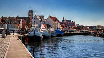 Wismar Hafen - obrazy, fototapety, plakaty