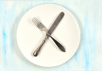 the sign of the cutlery on the table