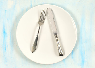 the sign of the cutlery on the table