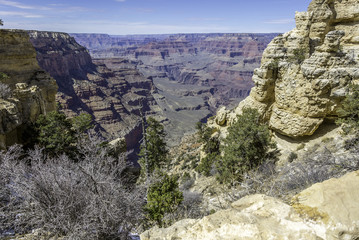 hiking into the canyon