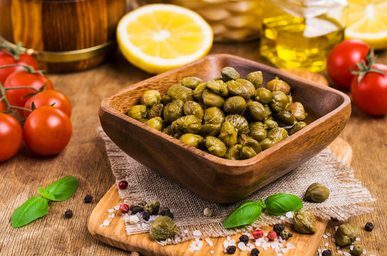 Traditional marinated capers