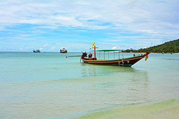 Naklejka na ściany i meble Boat in Ko Phangan