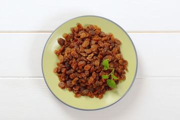 plate of sweet raisins