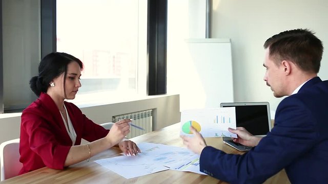 buisness meeting about crypto
