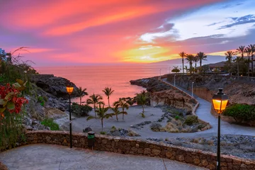 Photo sur Plexiglas les îles Canaries Playa Paraiso, Tenerife, Canaries, Espagne : beau coucher de soleil sur Playa Las Galgas