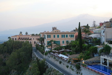 イタリア、シチリアのタオルミーナの風景