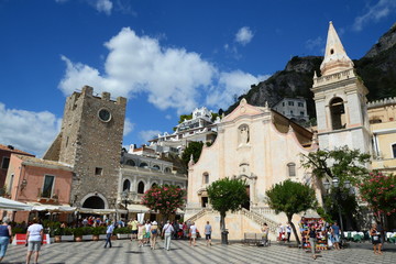 イタリア、シチリアのタオルミーナの風景