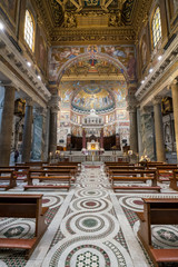 Obraz premium Interior of the Basilica of St Mary in Trastevere