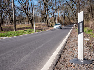 Leitpfosten an der Landstraße