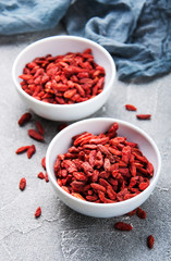 dry red goji berries