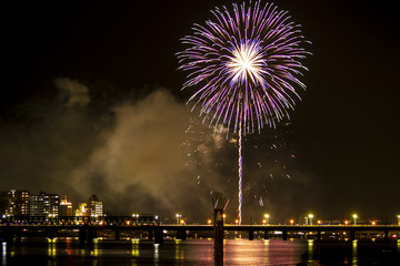 夏の花火