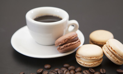 pause café et macarons vanille