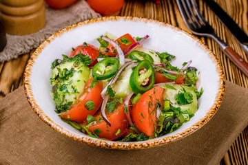 vegetable salad with nuts