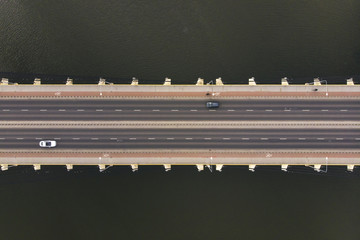 Bridge and cars from above. - 200639131