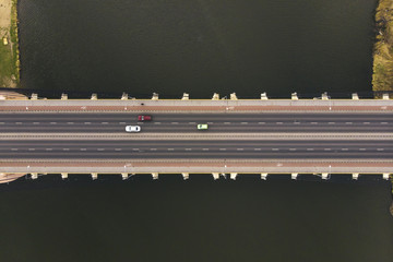 Bridge and cars from above. - 200639135