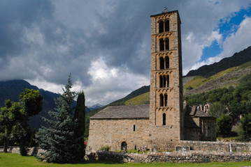 Iglesia rom&aacute;nica de San Vicente de Tahull