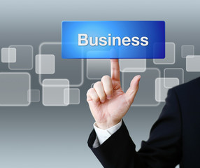 ボタンを押すビジネスマン（ビジネス）