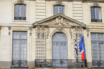 Fototapeta na wymiar façade de la mairie e Rennes