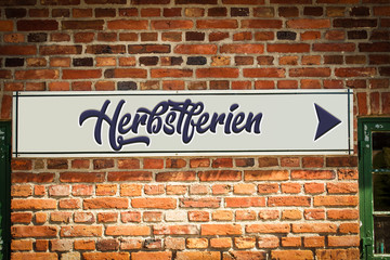 Schild 318 - Herbstferien