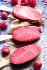 Raspberry smoothie popsicles 