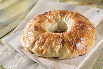 Meatball Wellington ring with tomato sauce