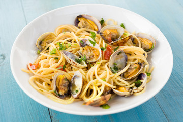 Spaghetti con vongole veraci, Mediterranean Cuisine