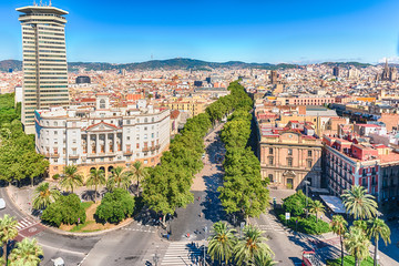 Aerial view of La Rambla pedestrian mall, Barcelona, Catalonia, Spain - obrazy, fototapety, plakaty