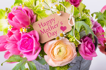 Happy Mothers Day  -  Romantic flower bouquet with greeting card © Floydine