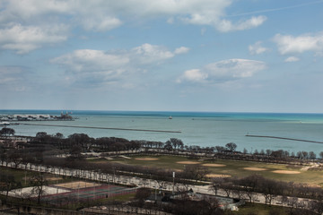 Fototapeta premium chicago lake shore on lake michigan
