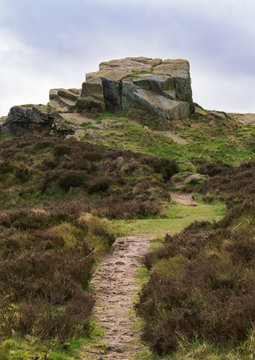 Path to Ashover Rock