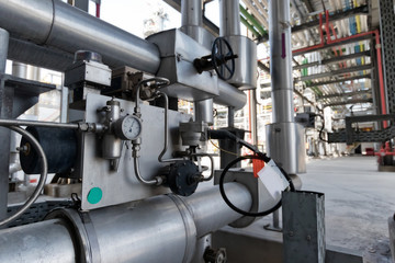 Control measuring devices of accounting of indicators established on node of pipelines on oil...