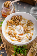 Fresh cheese with honey and walnuts