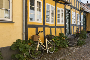 Fototapeta na wymiar The Yellow Bicycle