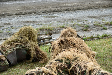 狙撃手と観測手
