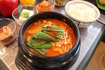 김치찌개 